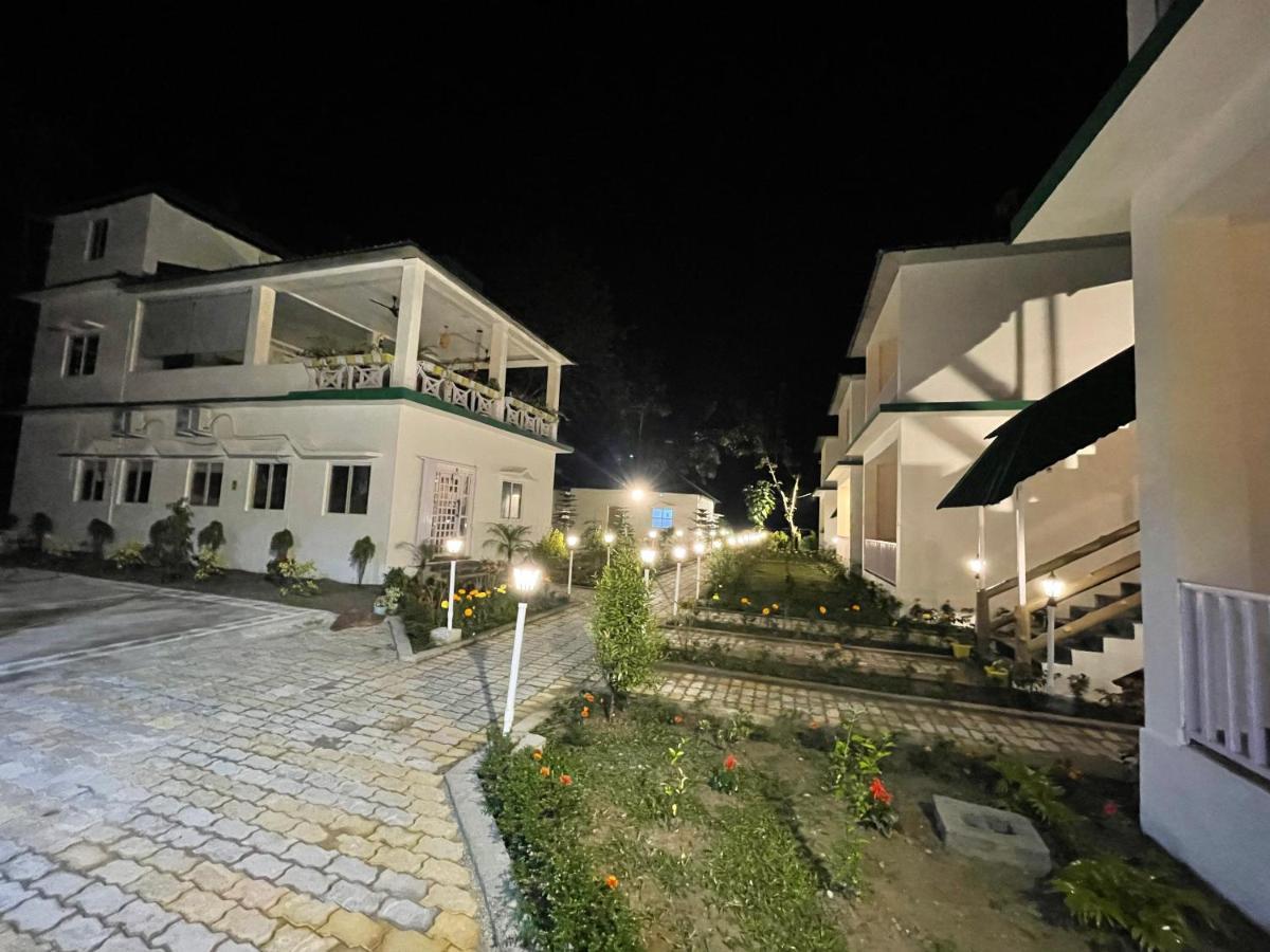 Jaldapara Forest Tourist Lodge Jftl Madari Hat Eksteriør billede